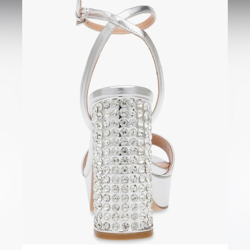 NWT Steve Madden Women’s Lasher Metallic Embellished Heels In Silver Size 5.5 - Picture 5 of 10